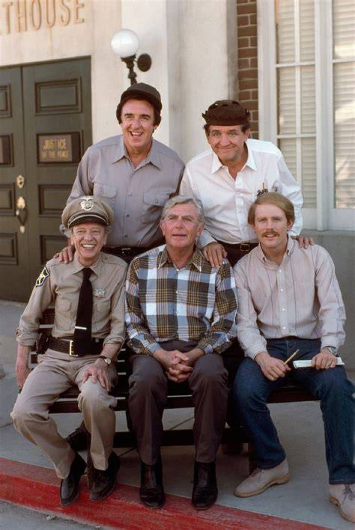 George Lindsey, Andy Griffith & Don Knotts attend an "ANDY GRIFFITH SHOW" Reunion at the Disney MGM Studios, Walt Disney World Theme Park in Orlando, Florida on August 11, 1992. | Photo: Getty Images
