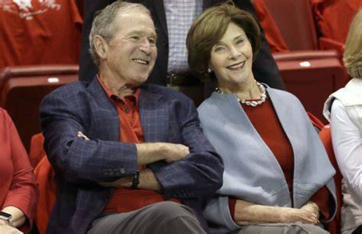 George W. Bush and Laura Bush (l) meet with Japanese Prime Minister Shinzo Abe and his wife Mrs. Akie Abe (r) at the Blair House on Pennsylvania Avenue, Washington DC on 26 April 2007
