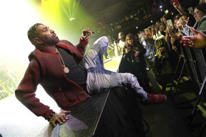 Ginuwine-Legs