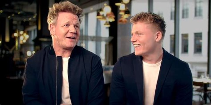 Gordon Ramsay and Jack Scott Ramsay at the Harlem Globetrotters 2009 "Spinning The Globe " World Tour on February 15, 2009, in Los Angeles, California. | Source: Getty Images