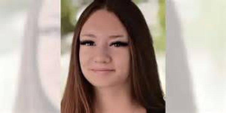Gruesome crime: Elize is later seen getting into the elevator with three suitcases — which contained her husband's remains