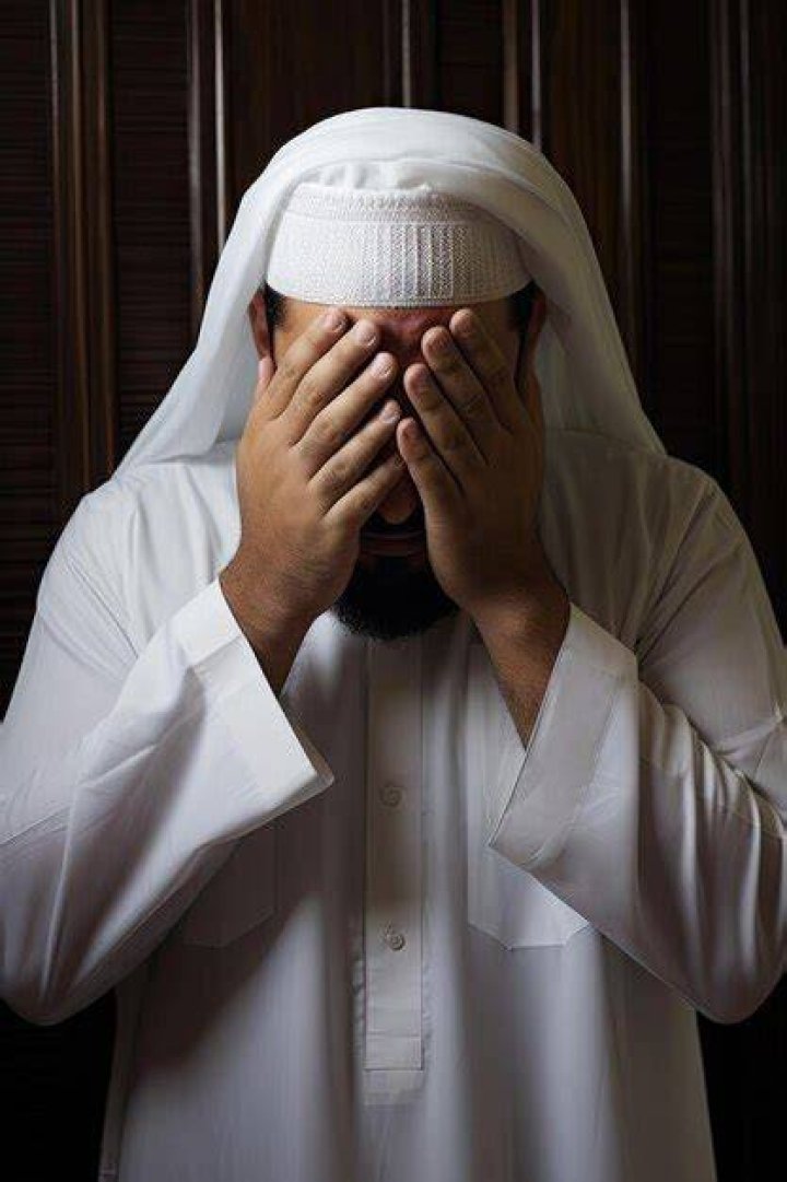 Hadi Skaf covered his face with his hand as he arrived at Downing Centre Local Court on Thursday morning for sentencing on drug charges