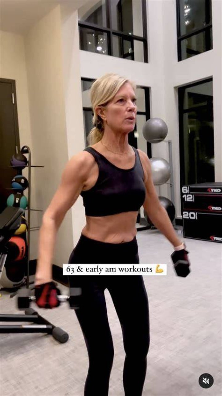 Harrah Brown working out in the gym, as seen in a video dated October 20, 2022 | Source: 
