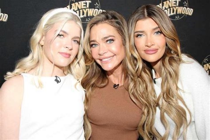 Her oldest daughters were encouraging her to date