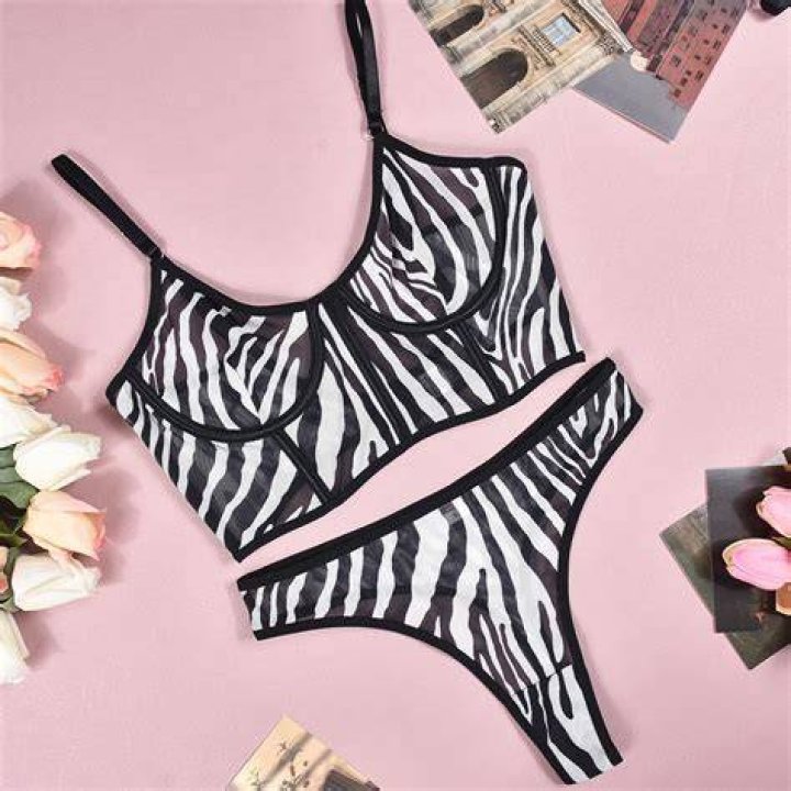 High quality Sexy lingerie hot Women Lady Lingerie nightwear Dress Sexy products AA000138in