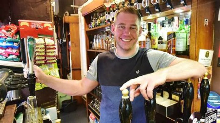 How Did Bank Tavern Owner Hayley Hartley Die?