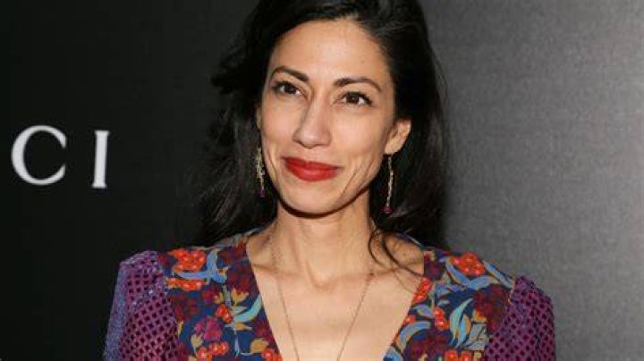 Huma Abedin attends The 2021 Met Gala Celebrating In America: A Lexicon Of Fashion at Metropolitan Museum of Art on September 13, 2021 in New York City. | Source: Getty Images