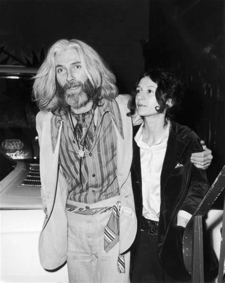 Ildiko Jaid Mako and John Drew Barrymore at a David Carradine and Barbara Hershey Seagull concert in West Hollywood, California, on December 1, 1973. | Source: Getty Images
