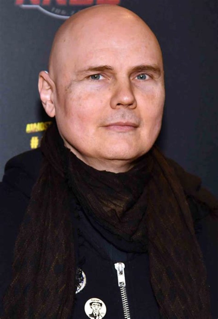 Is Billy Corgan Wearing Veneers On His Teeth? Is Billy Corgan Wearing Veneers On His Teeth?
