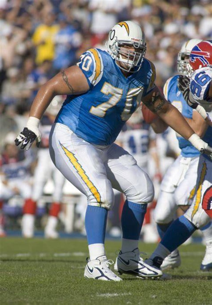 Is Shane Olivea Still Alive Or Dead, What Happened To Him? How Did American College Football Player Die?