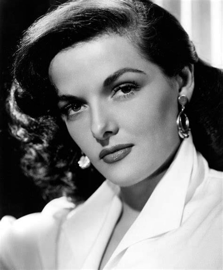  Jane Russell in a portrait session for the movie "Montana Belle" which was released in November 1952 | Photo: Getty Images