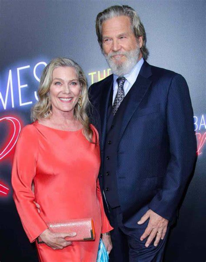 Jeff and Susan Bridges at the premiere of "Nothing But The Truth" at the Santa Barbara International Film Festival on January 22, 2009, in Santa Barbara, California | Source: Getty Images