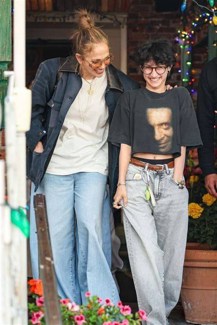 Jennifer Lopez and her daughter Emme Maribel Muniz arriving at the Chanel Spring/Summer 2013 show as part of Paris Fashion Week at Grand Palais on October 2, 2012 in Paris, France | Source: Getty Images