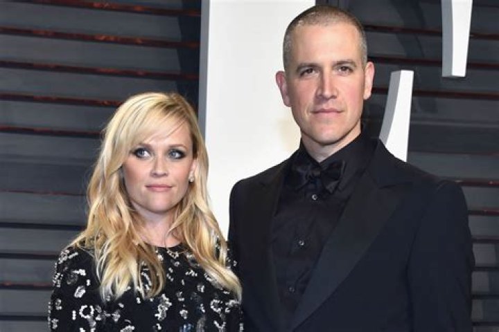 Jim Toth and Reese Witherspoon at the 77th Annual Golden Globe Awards held at the Beverly Hilton Hotel on January 5, 2020 | Source: Getty Images