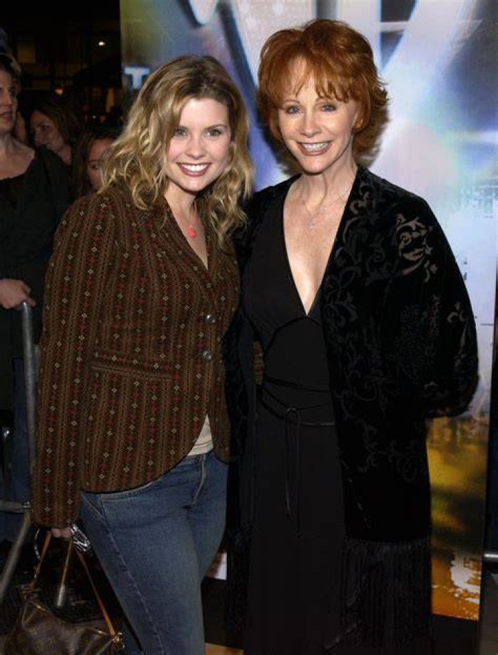 JoAnna Garcia from 'Reba' Is Loving Wife and a Mother of Two - Meet Her Family