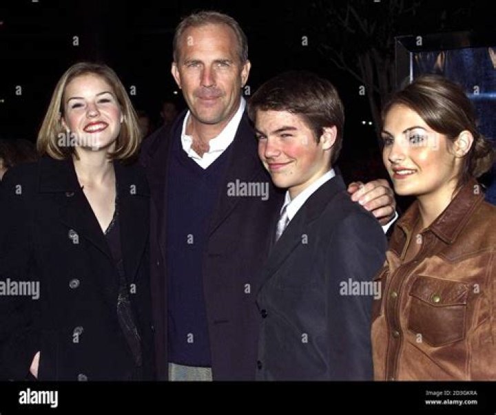 Joe, Annie, and Kevin Costner at the "Mr. Brooks" special screening in 2007. | Source: Getty Images