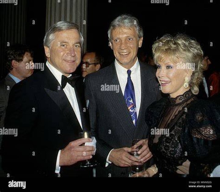 John Eicholtz and Barbara Eden during "Dirty Rotten Scoundrels" Los Angeles Premiere Performance - Arrivals at Pantages Theatre in Hollywood, California, United States. | Source: Getty Images