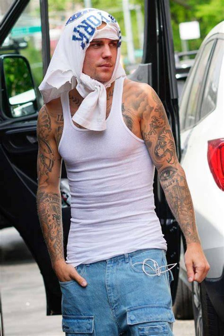 Justin Bieber Strolls Through N.Y.C. with Shirt Tied Over His Head