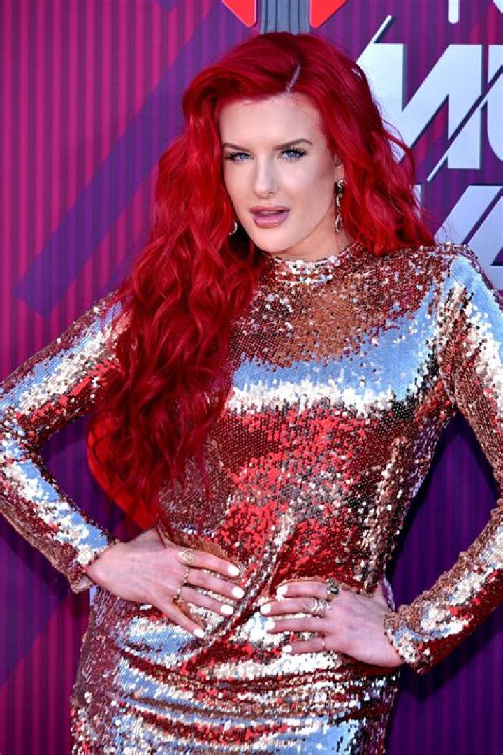 Justina Valentine Wiki Age, Relationship, Family, and Full Bio Gop Convention