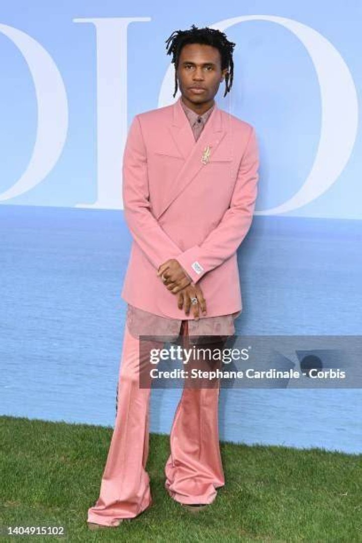 Kailand Morris attends the Dior Homme Menswear Spring Summer 2020 show as part of Paris Fashion Week | Getty Images