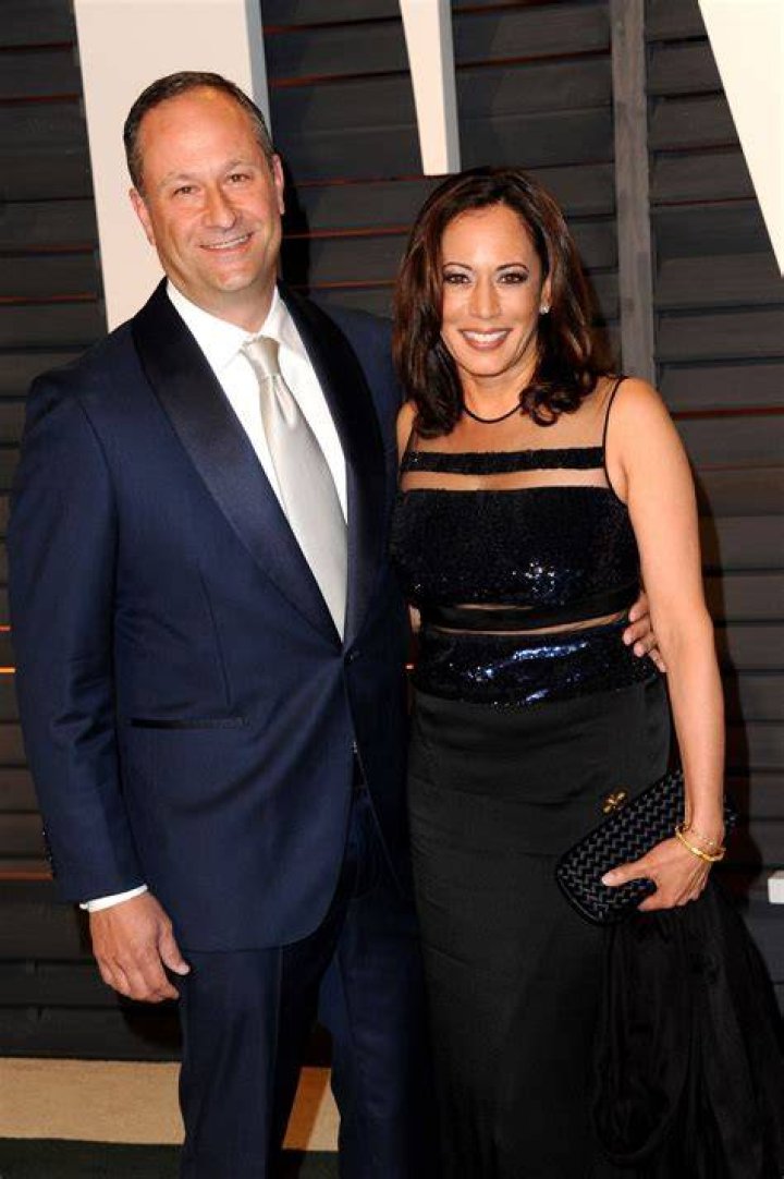 Kamala Harris and Douglas Emhoff attend the Broad Museum black tie inaugural dinner at The Broad on September 17, 2015 | Photo: Getty Images