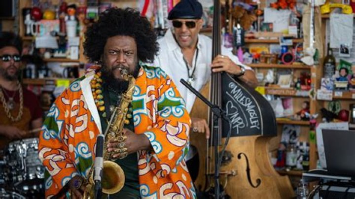Kamasi Washington partilha curtametragem &ldquo;Get Lit&rdquo;. Multiinstrumentista actua em Portugal em