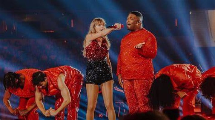 Kameron is one of Taylor's fan's favourite dancers responsible for quipping 'Yeah Nah' in a flawless Aussie accent during the singer's hit song We Are Never Getting Back Together