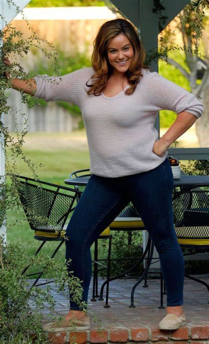 Katy Mixon To Play The Lead In &lsquo;Second Fattest Housewife In Westport&rsquo; ABC Pilot