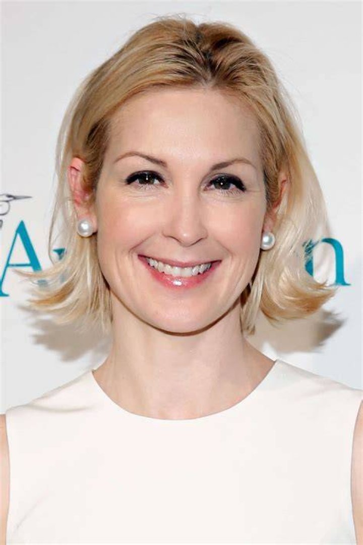 Kelly Rutherford at LoveGold Hosts A Cocktail Party Celebrating 2013 Golden Globe Nominee