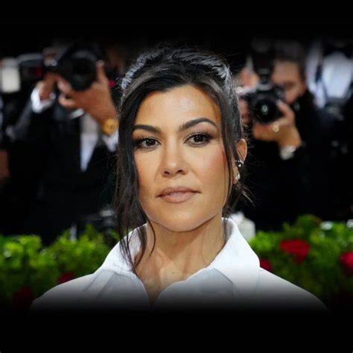 Kourtney's daughter Penelope, 10, copies stepsister Alabama's look in new pic