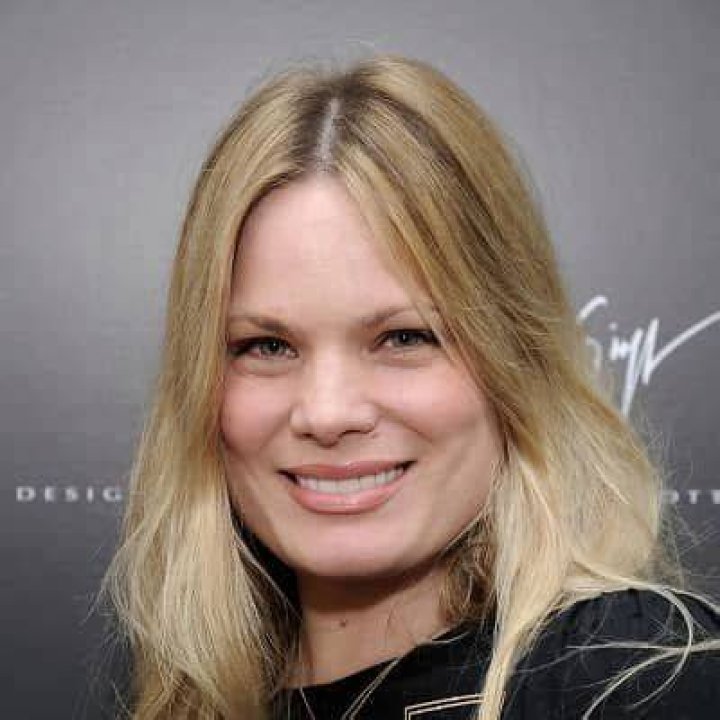 Kristen Zang Bio, Age, Net Worth, Height, Single, Nationality, Body Measurement, Career