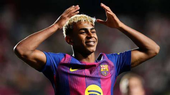 Lamine Yamal Barcelona&rsquo;s teenage superstar &lsquo;who can define an era&rsquo; The Athletic