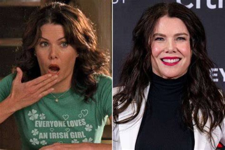 Lauren Graham as Lorelai Gilmore and Scott Patterson as Luke Danes in 'Gilmore Girls: A Year in the Life'