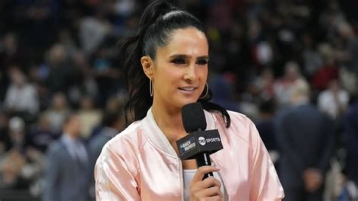 Lauren reportedly 'punched' Javi when he 'went to her house to pick up their son Eli'