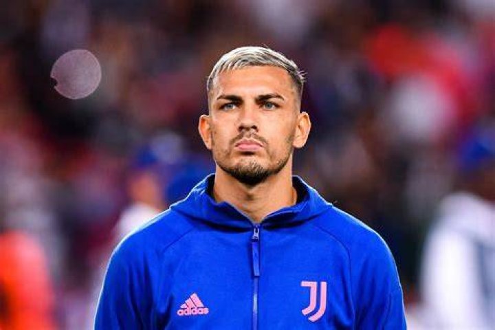 Leandro Paredes revient sur son d&eacute;part &agrave; la Juventus &mdash;