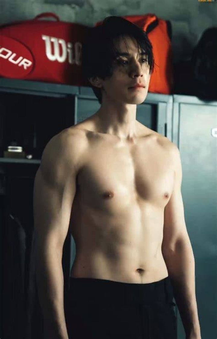 Lee Dong Wook Abs, Lee Dong Wook Wallpaper, Artist Aesthetic, Wookie, Anime Life, King Kong, Man