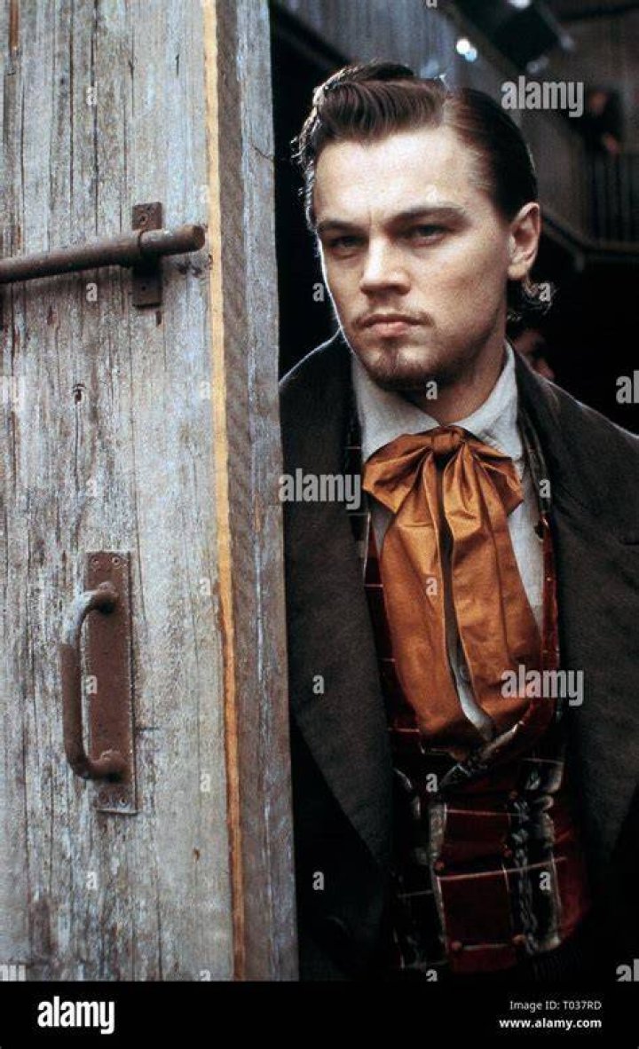 Leonardo DiCaprio in New York City on December 05, 2021 | Source: Getty Images