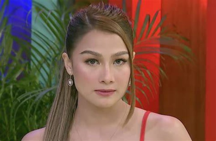 Liezel Lopez in Bathing Suit is "Relaxed, Refreshed, Recharged" &mdash; Celebwell