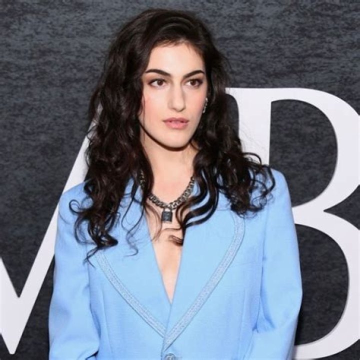 Lilli Kay Wiki/Bio, Net Worth, Age, Career, Boyfriend, height and Weight Profvalue Blog