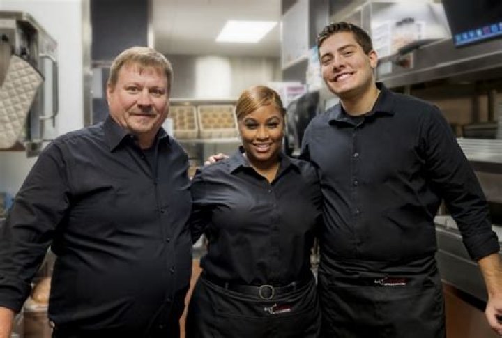 longhorn steakhouse employee