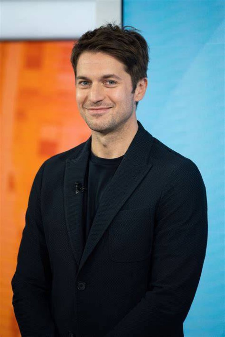 Lucas Bravo appears on "Today," on October 20, 2022. | Source: Getty Images