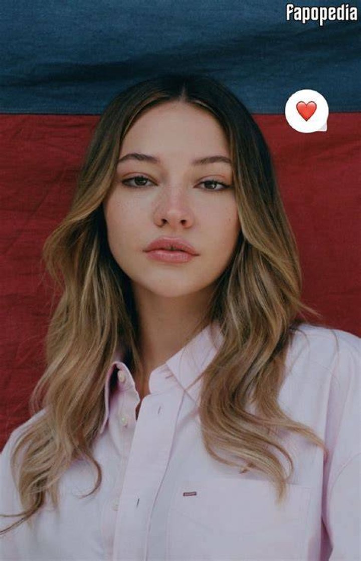 Madelyn Cline Nude OnlyFans Leaks Album Girls