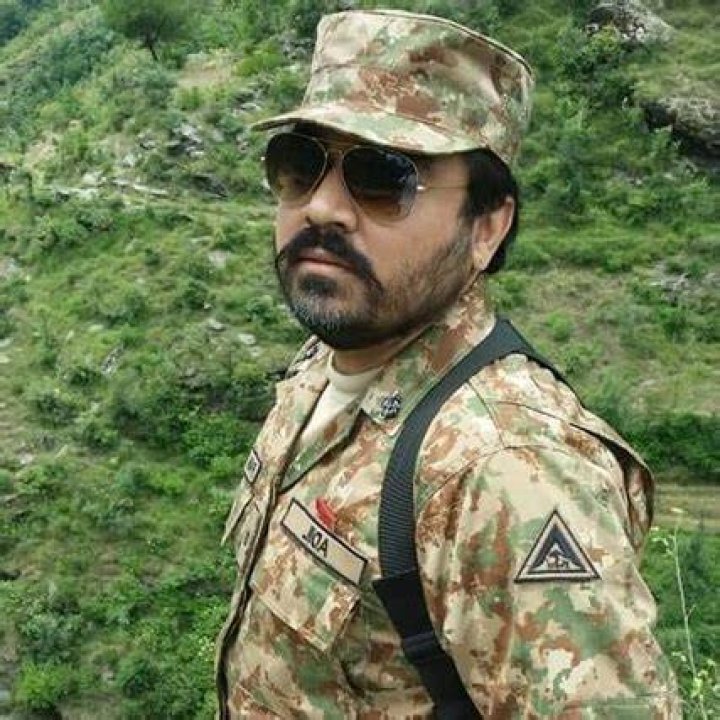 Major Adil Raja Wikipedia, Age, Wife, Family, & Biography