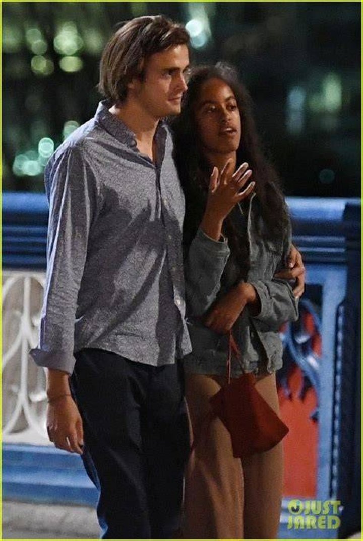 Malia Obama Enjoys a London Date Night with Boyfriend Rory Farquharson! Photo 1175414 Photo