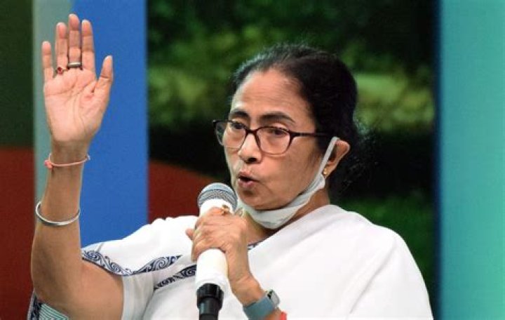 Mamata Banerjee calls for &lsquo;unified and principled&rsquo; Opposition to fight &lsquo;oppressive&rsquo; BJP
