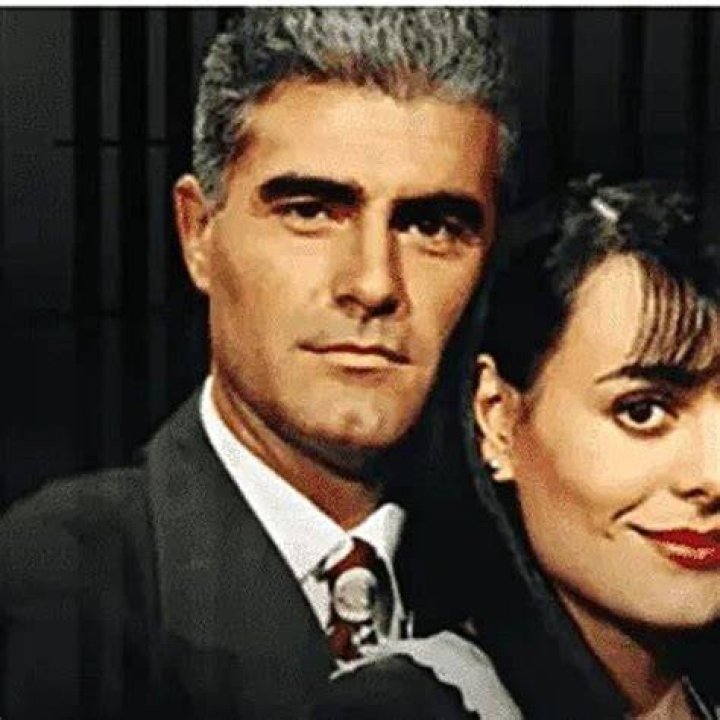 Maribel Guardia y Sa&uacute;l Lisazo actuaron en Prisionera de amor People en Espa&ntilde;ol