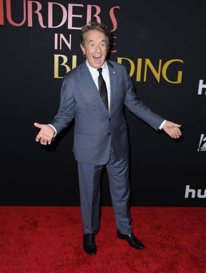 Martin Short Net Worth, Salary, Age, Height, Weight, Bio, Family, Career
