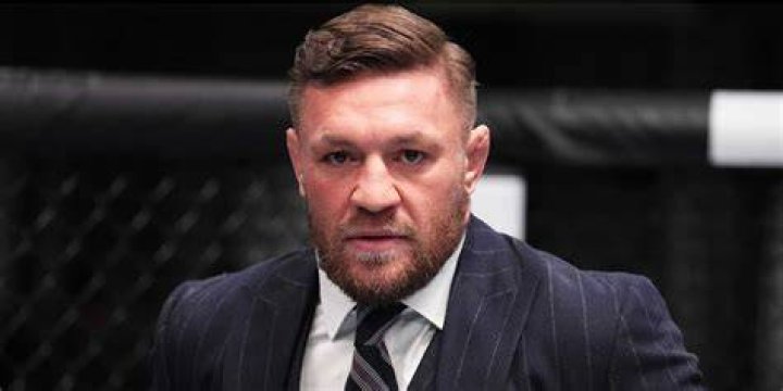 McGregor also posted pictures of his sizeable meal at his Black Forge Inn pub in Dublin