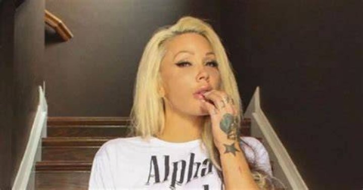 Meet The Onlyfans Babe Who Earned &pound;81k In First Month Posting Sizzling Free Hot Nude Porn Pic