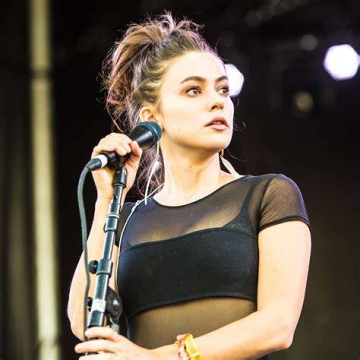 MEG MYERS releases empowering new single 'ME' and announces album